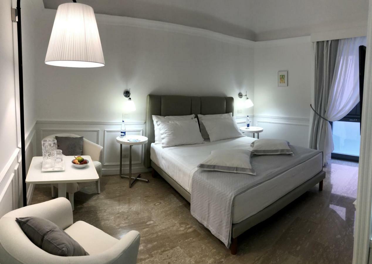 Piazza Posta Dimora Di Charme Hotel Procida Ngoại thất bức ảnh